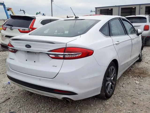 Ford Fusion 2017 3FA6P0H7XHR406537