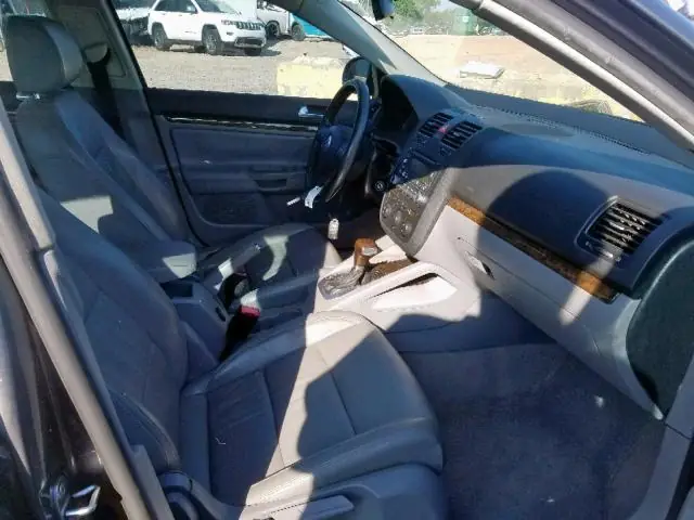 Volkswagen Jetta 2006 3VWKJ71K36M677285